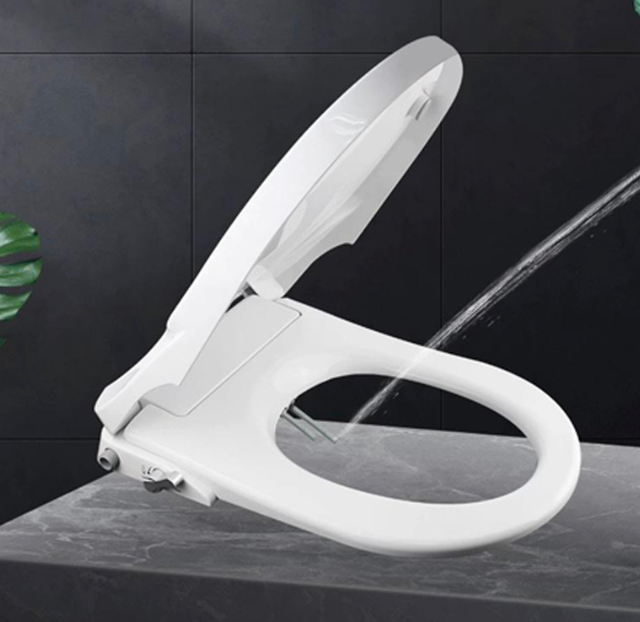 MANUAL BIDET SEAT AND COVER V-8900