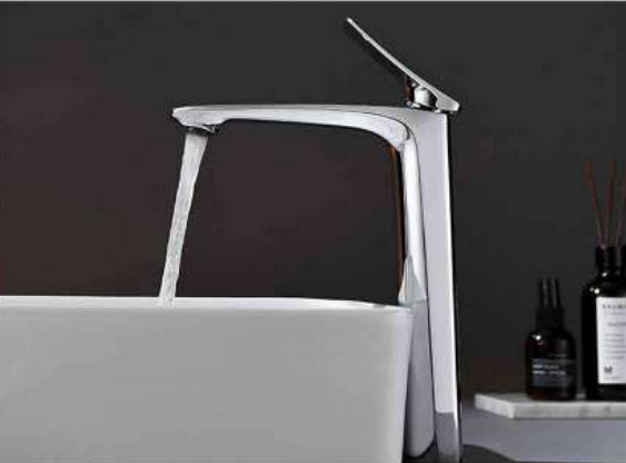 NEXUS 4500 series water flow beside the counter top basin showing smooth water flow.